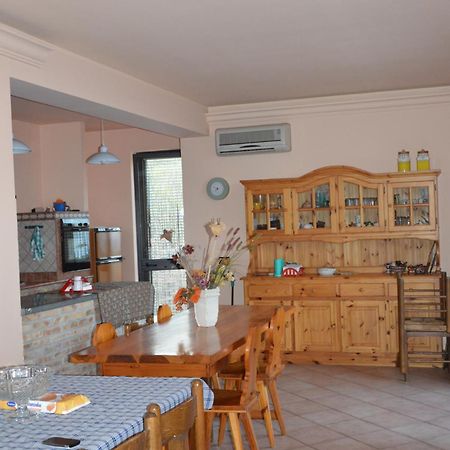 Villa Elena Mascali Eksteriør billede