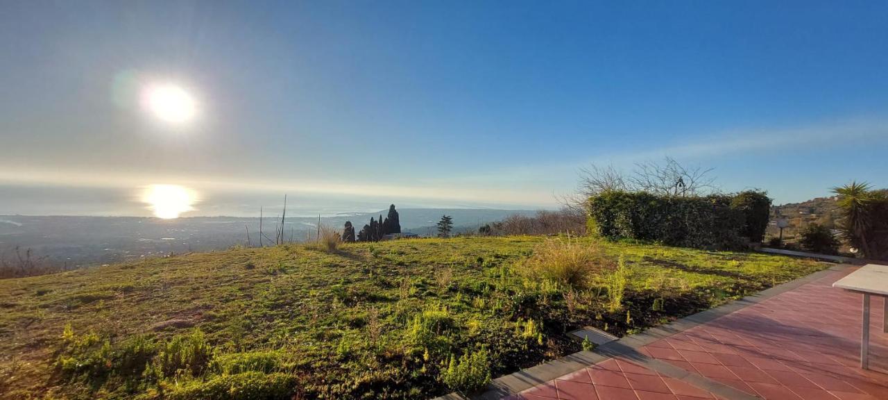Villa Elena Mascali Eksteriør billede