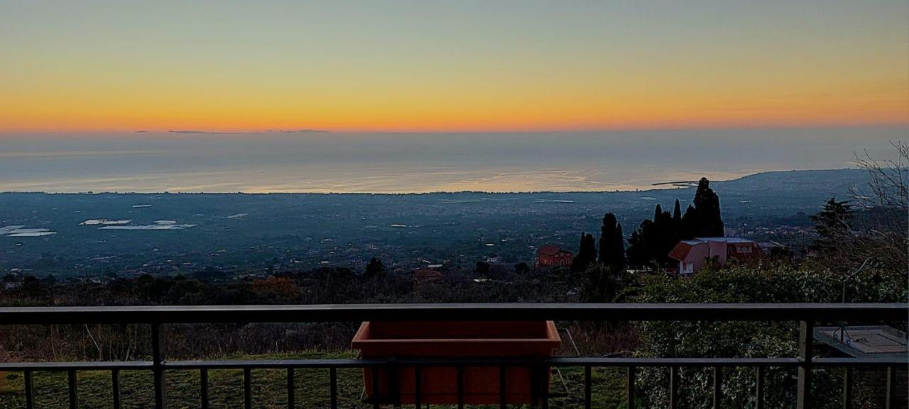 Villa Elena Mascali Eksteriør billede